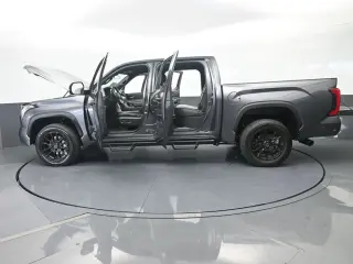 Toyota Tundra 2025 4x4 SR5 4p CrewMax Cabina Pickup SB