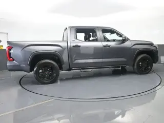 Toyota Tundra 2025 4x4 SR5 4p CrewMax Cabina Pickup SB