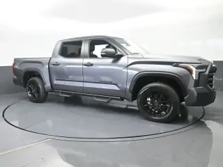 Toyota Tundra 2025 4x4 SR5 4p CrewMax Cabina Pickup SB