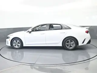 Kia K5 2021 LXS 4p Sedan