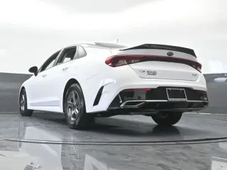 Kia K5 2021 LXS 4p Sedan