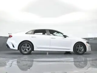 Kia K5 2021 LXS 4p Sedan