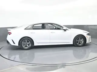 Kia K5 2021 LXS 4p Sedan