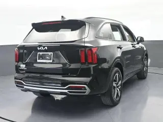 Kia Sorento 2023 S 4p SUV