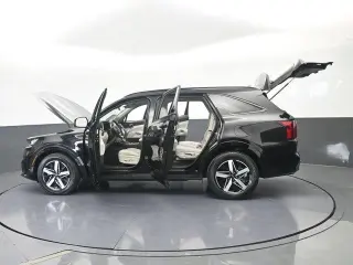 Kia Sorento 2023 S 4p SUV