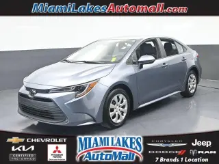 Toyota Corolla 2024 LE 4 puertas Sedán