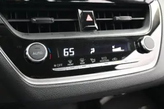 Toyota Corolla 2024 LE 4 puertas Sedán