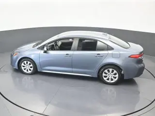 Toyota Corolla 2024 LE 4 puertas Sedán