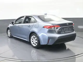 Toyota Corolla 2024 LE 4 puertas Sedán