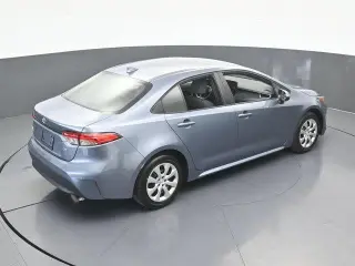 Toyota Corolla 2024 LE 4 puertas Sedán