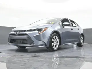 Toyota Corolla 2024 LE 4 puertas Sedán