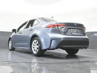 Toyota Corolla 2024 LE 4 puertas Sedán