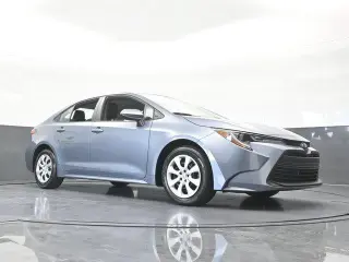 Toyota Corolla 2024 LE 4 puertas Sedán