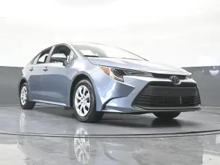 Toyota Corolla 2024 LE 4 puertas Sedán