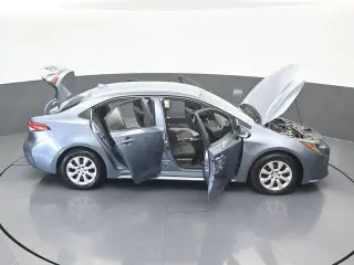 Toyota Corolla 2024 LE 4 puertas Sedán