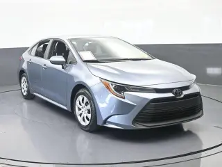 Toyota Corolla 2024 LE 4 puertas Sedán