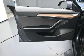 Tesla Model 3 2023 4p Sedán
