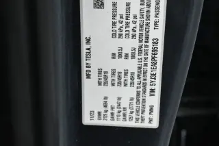Tesla Model 3 2023 4p Sedán