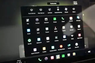 Tesla Model 3 2023 4p Sedán