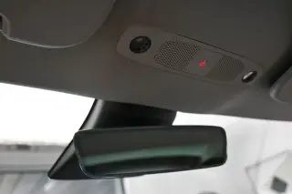 Tesla Model 3 2023 4p Sedán