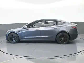 Tesla Model 3 2023 4p Sedán