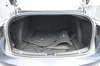 Tesla Model 3 2023 4p Sedán