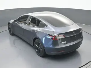 Tesla Model 3 2023 4p Sedán