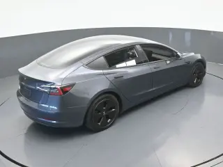 Tesla Model 3 2023 4p Sedán