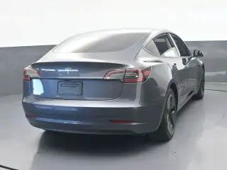 Tesla Model 3 2023 4p Sedán