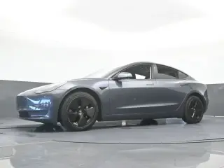 Tesla Model 3 2023 4p Sedán
