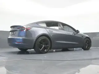 Tesla Model 3 2023 4p Sedán