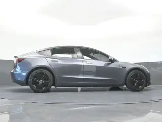 Tesla Model 3 2023 4p Sedán