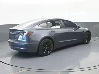 Tesla Model 3 2023 4p Sedán