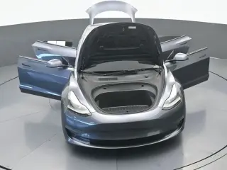 Tesla Model 3 2023 4p Sedán