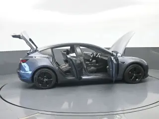 Tesla Model 3 2023 4p Sedán
