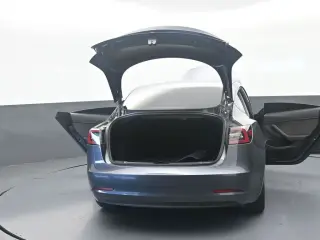 Tesla Model 3 2023 4p Sedán