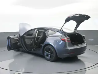 Tesla Model 3 2023 4p Sedán