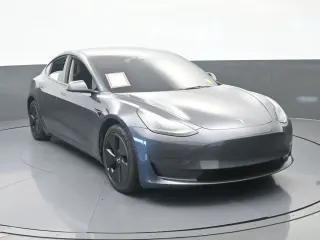 Tesla Model 3 2023 4p Sedán