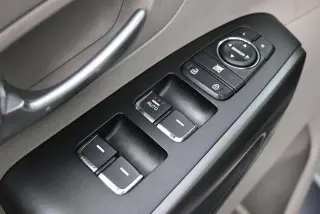 Kia Sedona 2021 LX 4dr Mini-Van