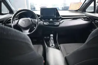 Toyota C-HR 2019 LE Crossover de 4 puertas