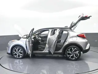 Toyota C-HR 2019 LE Crossover de 4 puertas
