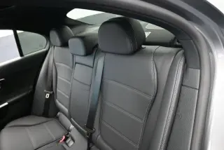Mercedes-Benz Clase C 2024 Sedán C 300 4p