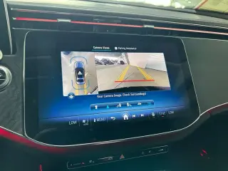 Mercedes-Benz Clase E 2025 Sedán de 4 puertas E 350