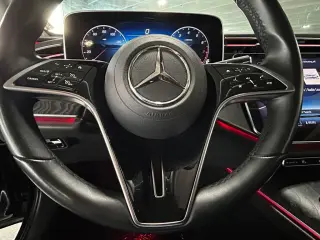Mercedes-Benz Clase E 2025 Sedán de 4 puertas E 350