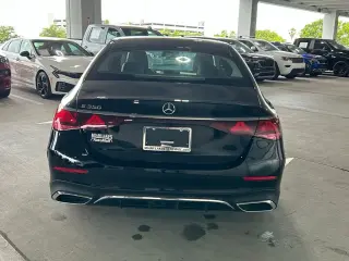 Mercedes-Benz Clase E 2025 Sedán de 4 puertas E 350