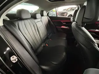 Mercedes-Benz Clase E 2025 Sedán de 4 puertas E 350