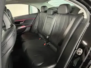 Mercedes-Benz Clase E 2025 Sedán de 4 puertas E 350