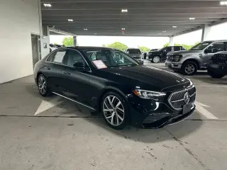 Mercedes-Benz Clase E 2025 Sedán de 4 puertas E 350