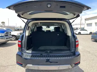 Nissan Armada 2023 4x4 SL 4p SUV