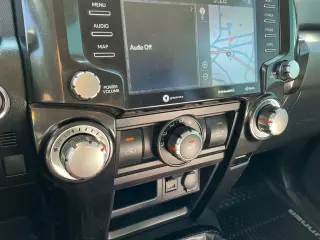 Toyota 4Runner 2020 4x4 SR5 4p SUV